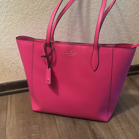 Kate Spade Pink Tote with Minimalist Design - Picture 8 of 11